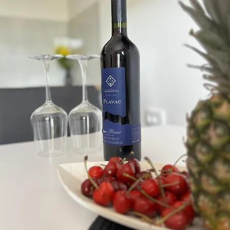 Silenzio Гостевой дом Стари Град