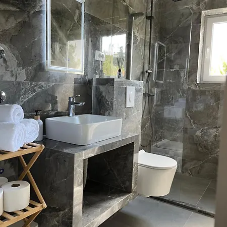 Pensionat Silenzio 3*